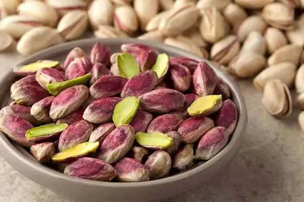 خواص پسته
